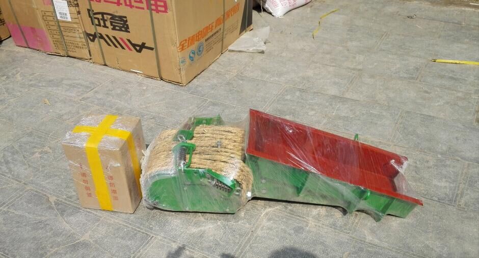 怎樣解決GZ電磁振動給料機(jī)銜鐵結(jié)構(gòu)焊口開縫故障？